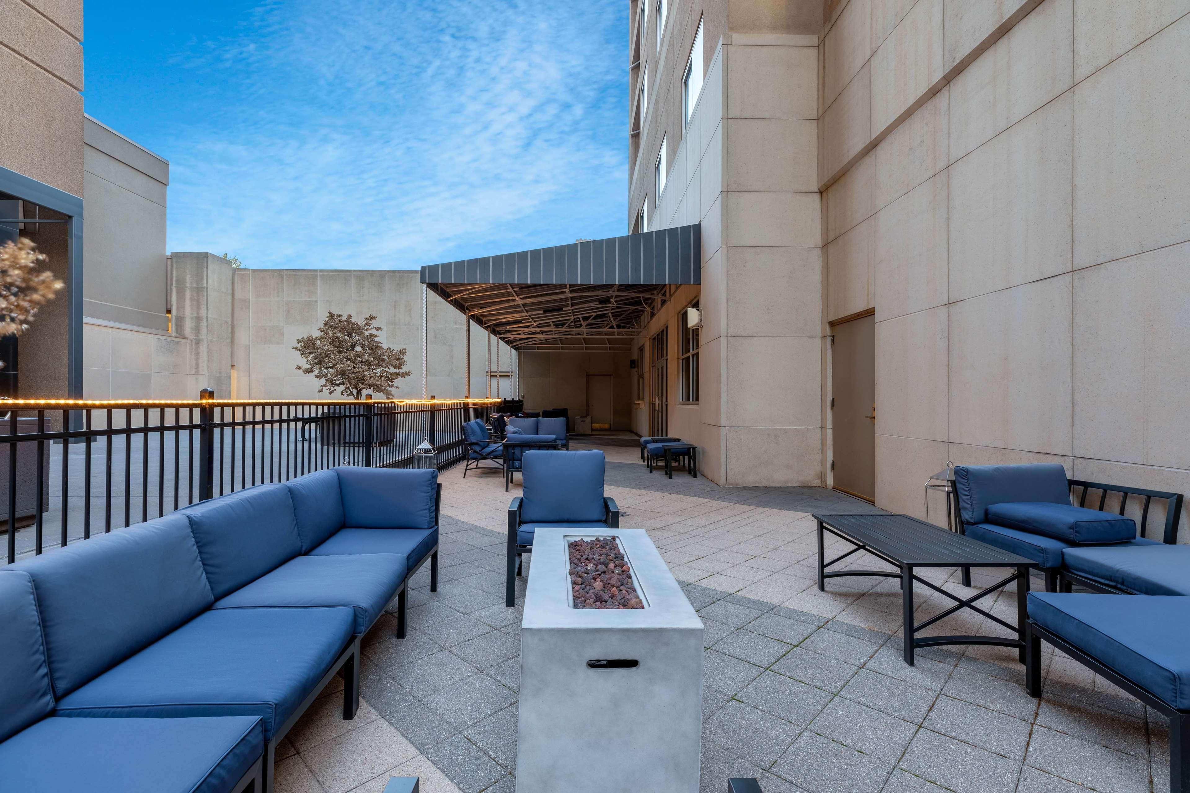 Wyndham Grand Oklahoma City Downtown Hotel Exterior photo